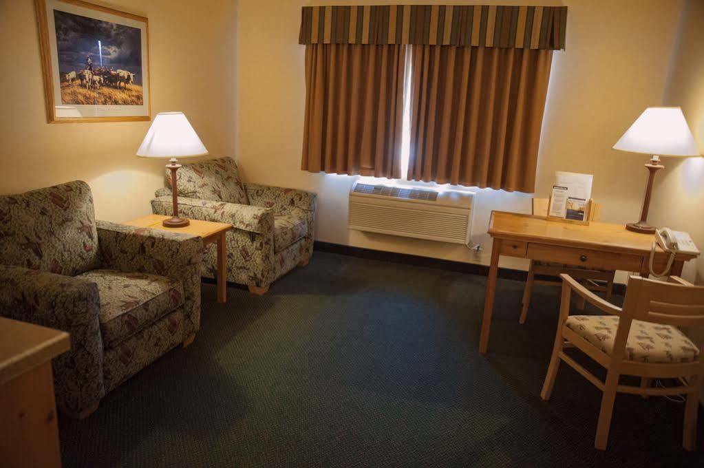 Country Inn & Suites By Radisson, Prineville, Or Dış mekan fotoğraf